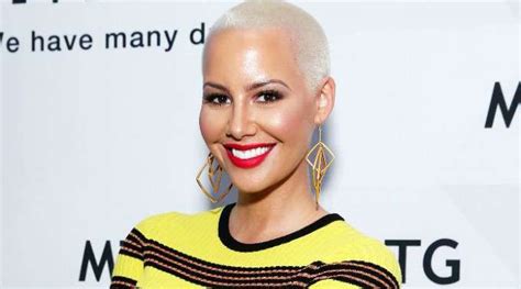 Amber Rose Age, Bio, Family, Height, Spouse, Net Worth, Facts